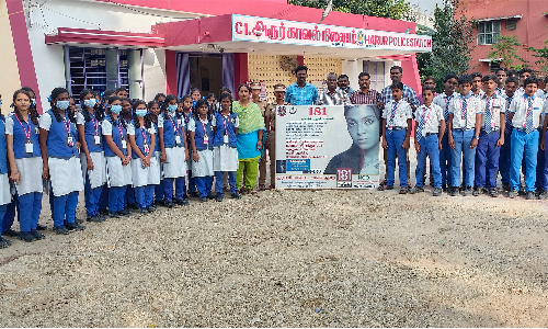 தருமபுரி மாவட்டத்தில் உள்ள அனைத்து காவல் நிலையங்களிலும்  பள்ளி மாணவ, மாணவிகளுக்கு விழிப்புணர்வு ஏற்படுத்திய போலீசார்   -போலீஸ் சூப்பிரண்டு உத்தரவால் நடவடிக்கை