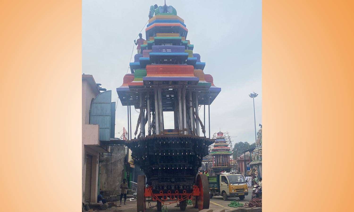 திருவண்ணாமலையில் இன்று நடைபெற இருந்த தேர் வெள்ளோட்டம் திடீர் ரத்து திருவண்ணாமலையில் இன்று நடைபெற இருந்த தேர் வெள்ளோட்டம் திடீர் ரத்து