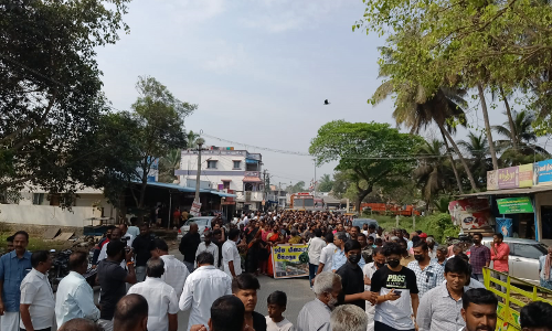 மின் மயானம் அமைக்க எதிர்ப்பு தெரிவித்து பொதுமக்கள் உண்ணாவிரதம்