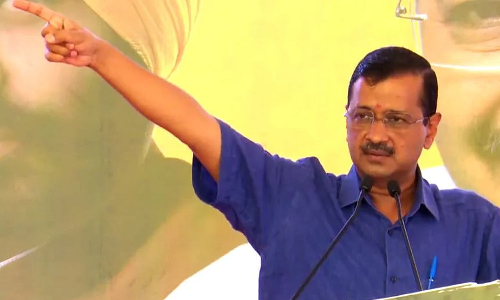 குஜராத் தேர்தலில் மோடிக்கு ஆதரவானவர்களின் இதயங்களை ஆம் ஆத்மி வெல்லும்- கெஜ்ரிவால்