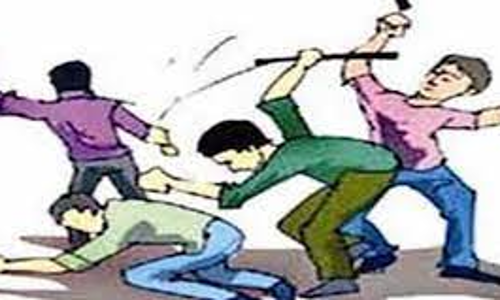 கே. கே. நகரில்  இரு பிரிவினரிடையே மோதல்