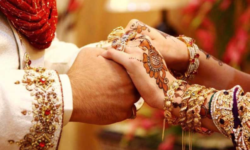 கோவையில் வாலிபரை திருமணம் ெசய்த பிளஸ்-2 மாணவி