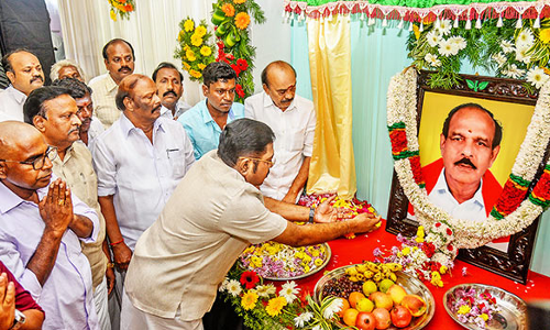 தஞ்சையில், மறைந்த  முன்னாள் அரசு தலைமை கொறடா துரை.கோவிந்தராஜன் உருவப்படம் திறப்பு