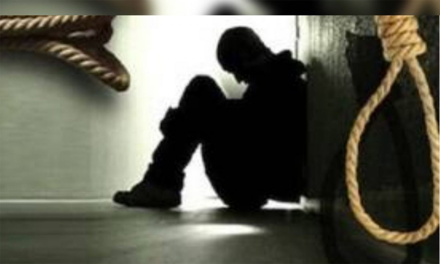 வாலிபர் தூக்கிட்டு தற்கொலை