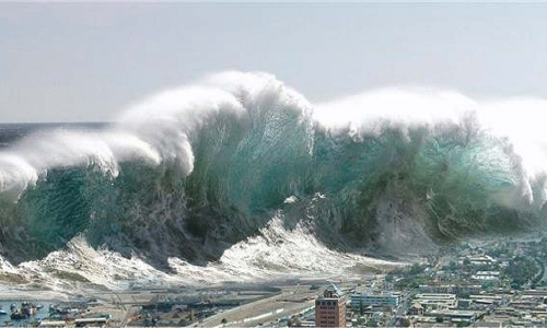 இந்தோனேசியாவில் சக்தி வாய்ந்த நிலநடுக்கம் எதிரொலி- சுனாமி எச்சரிக்கை அறிவிப்பு