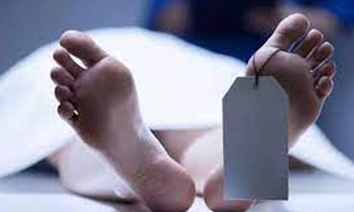 அடையாளம் தெரியாத ஆண் பிணம்