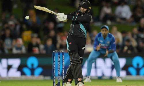 கடைசி டி20 கிரிக்கெட்: இந்தியாவுக்கு 161 ரன்கள் இலக்கு நிர்ணயித்தது நியூசிலாந்து