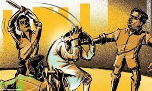 விதவை தாய்-மகன் மீது கொலைவெறி தாக்குதல்