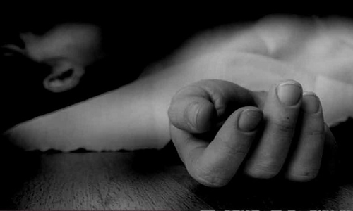 குட்டையில் மூழ்கி கூலி தொழிலாளி சாவு