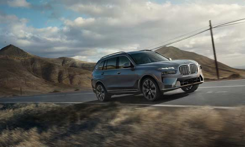 டிசம்பரில் மூன்று புது கார்கள் - பிஎம்டபிள்யூ அதிரடி!