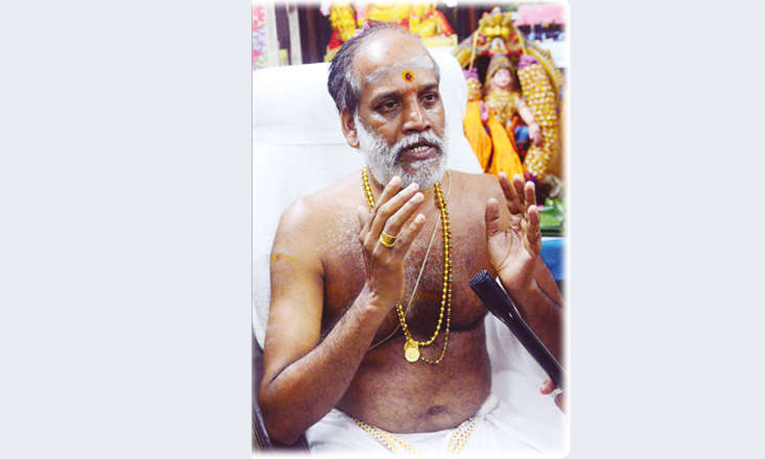 சபரிமலையை புனிதமாக பாதுகாக்க வேண்டும்- பக்தர்களுக்கு மேல்சாந்தி வேண்டுகோள் சபரிமலையை புனிதமாக பாதுகாக்க வேண்டும்- பக்தர்களுக்கு மேல்சாந்தி வேண்டுகோள்