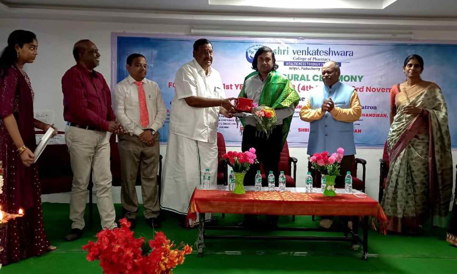 முதலாம் ஆண்டு மாணவர்கள் அறிமுக விழா முதலாம் ஆண்டு மாணவர்கள் அறிமுக விழா