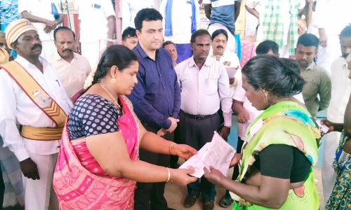 மக்கள் தொடர்பு முகாம்