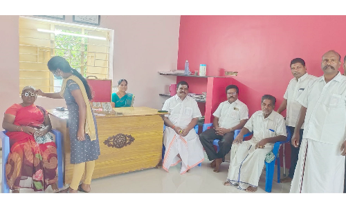 களர்பதி ஊராட்சியில்   கண் பரிசோதனை முகாம்