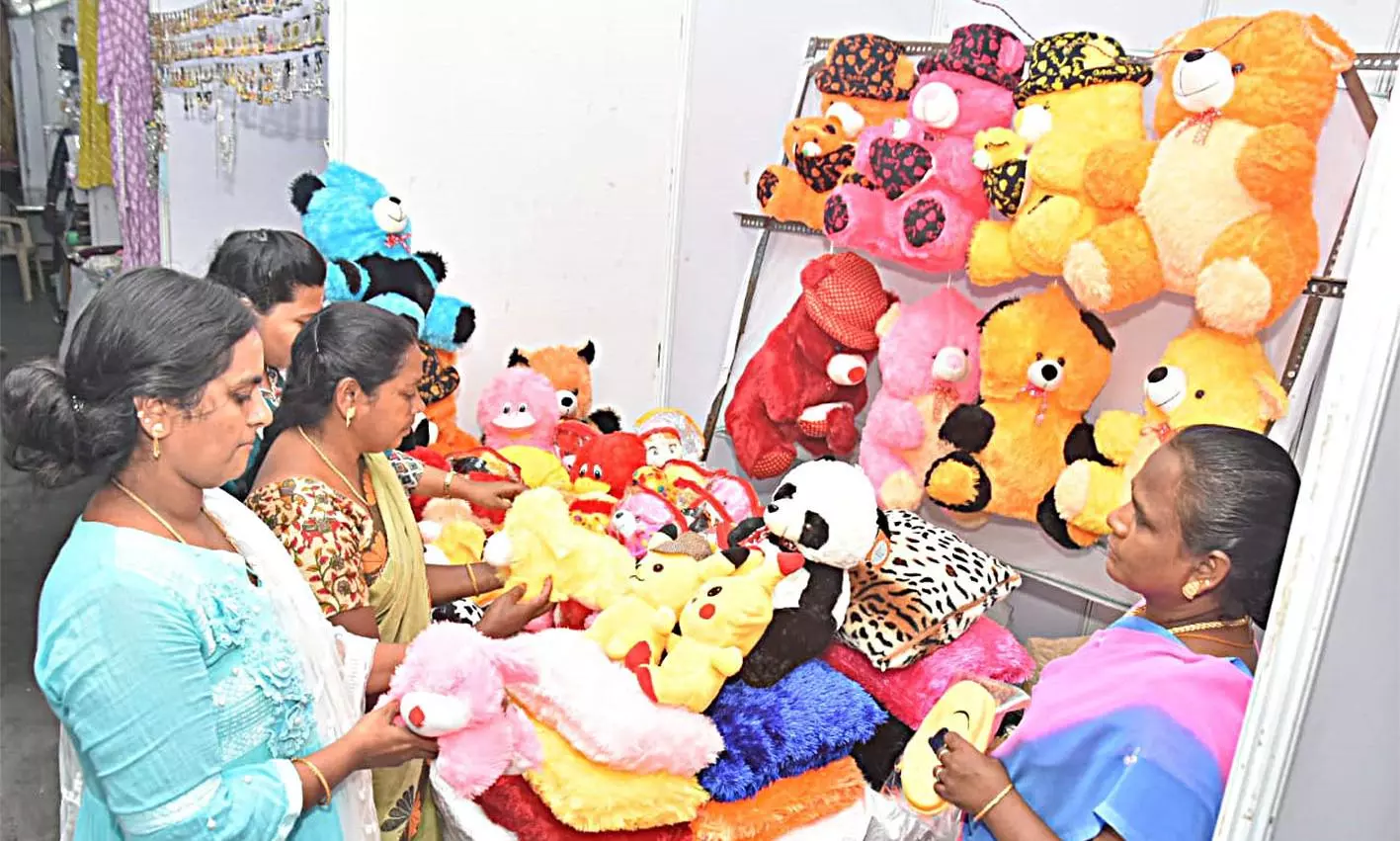 சில்ப் பஜார் கண்காட்சி