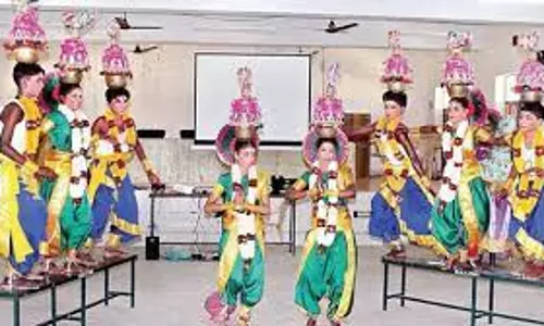 பொன்-புதுப்பட்டி அரசு பள்ளியில் கலை போட்டி