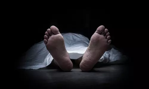 புதைக்க இடம் தர கிராம மக்கள் மறுப்பு- இறந்த பீகார் தொழிலாளியின் உடல் குடிநீர் குழாய் அருகே திறந்தவெளியில் புதைப்பு