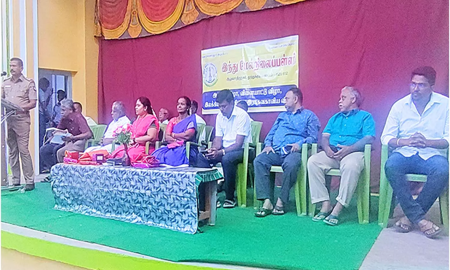 ஆழ்வார்திருநகரி இந்து மேல்நிலைப் பள்ளி ஆண்டு விழா