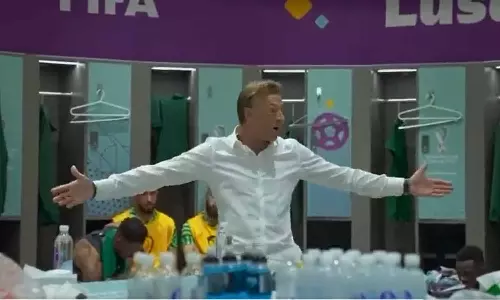 பிகில் பட பாணியில் வீரர்களை உசுப்பேத்திய சவுதி அரேபியா பயிற்சியாளர்- வைரலாகும் வீடியோ