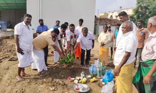 ரூ.12. 80 லட்சத்தில் புதிய வணிக வளாகம் கட்டுவதற்கான பூமி பூஜை