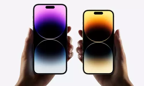 இது தெரியாம போச்சே! - 70 சதவீத ஐபோன் 14 மாடல்களில் சாம்சங் OLED!