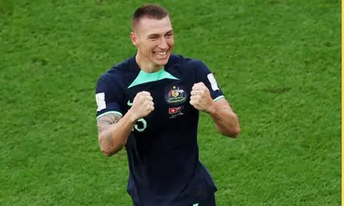 உலக கோப்பை கால்பந்து: துனீசியாவை 1-0 என வீழ்த்தியது ஆஸ்திரேலியா