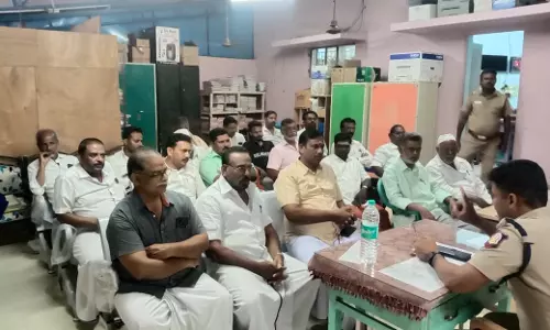 காவல் நிலையத்தில் ஆலோசனை கூட்டம்