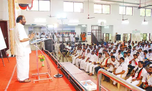 தி.மு.க. இளைஞர் அணி பாசறை நிகழ்ச்சி