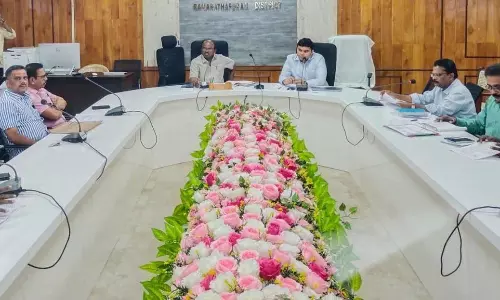 தேவையில்லாத இடங்களில் வேகத்தடை; அரசு பணம் வீணடிப்பு