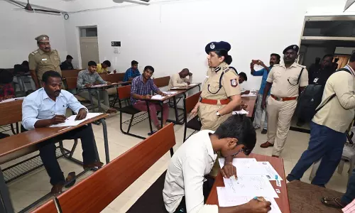 40,916 பேர் சீருடை பணியாளர் தேர்வு எழுதினர்