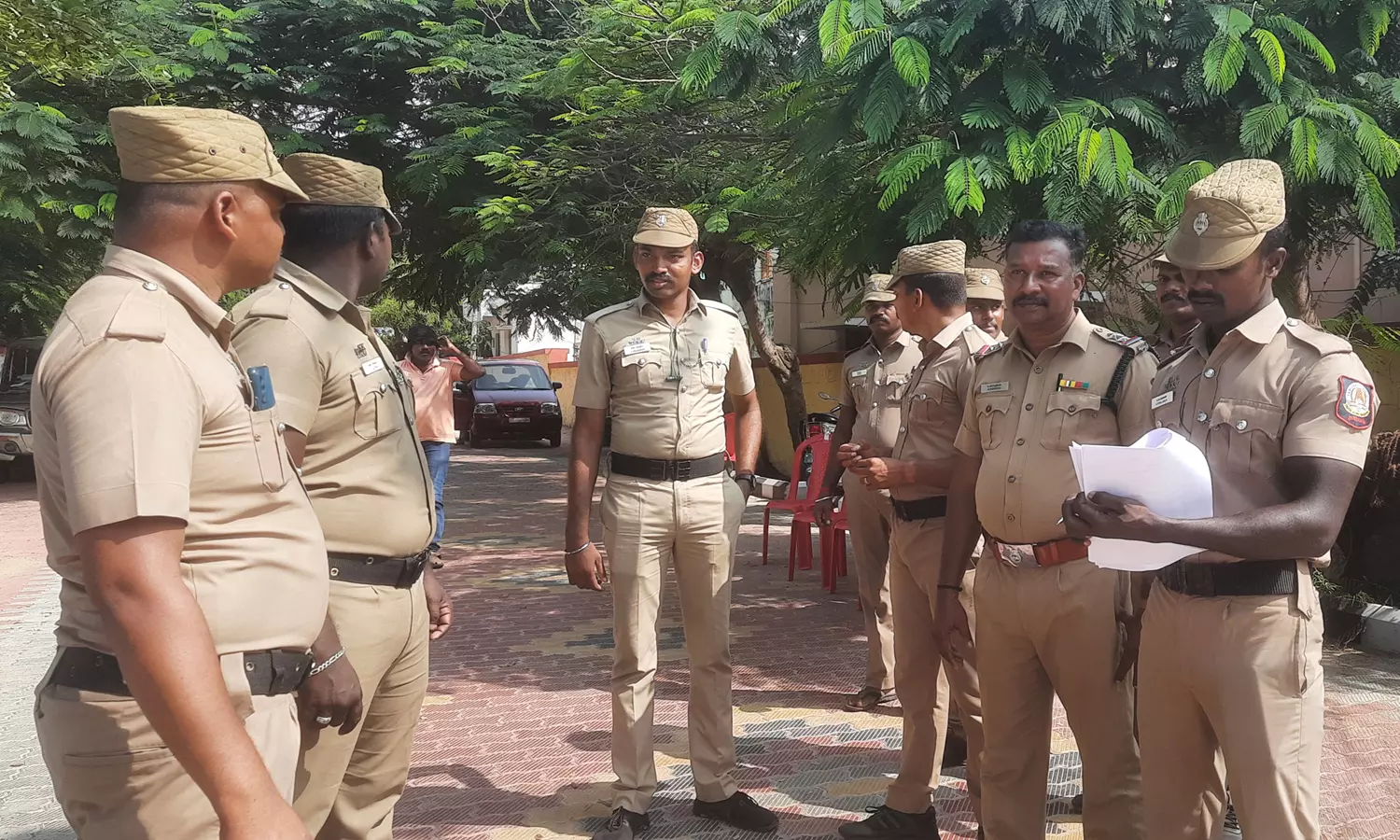 கன்னியாகுமரியில் பலத்த போலீஸ் பாதுகாப்புடன் இன்று சீசன் கடைகள் ஏலம்