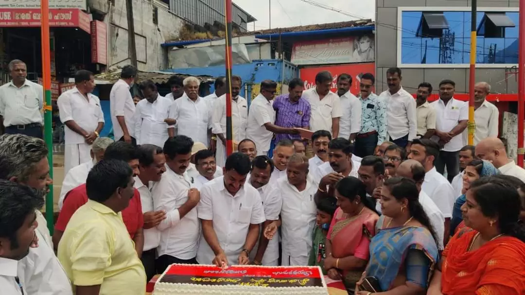 கூடலூரில் உதயநிதி ஸ்டாலின் பிறந்த நாள் கொண்டாட்டம்