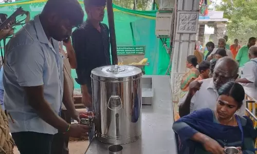 பழனி கோவிலுக்கு வரும் பக்தர்களுக்கு சுக்குகாபி