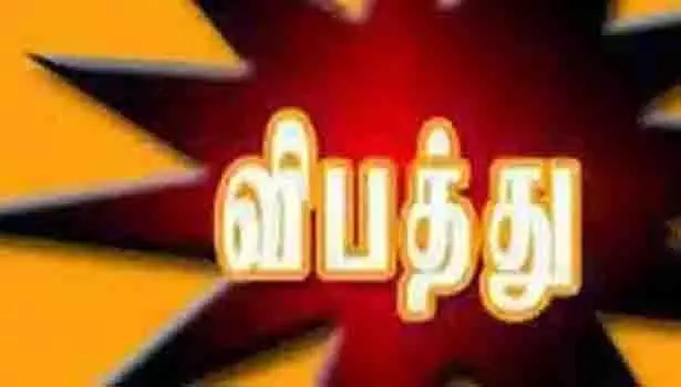 கண்டக்டர்-தொழிலாளி பலி