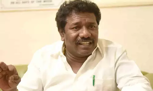 இசையமைப்பாளராக அறிமுகமான கருணாஸ் மகன்