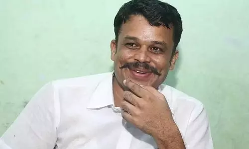 நாமக்கல் கோர்ட்டில் ஆஜர்படுத்தப்பட்ட யுவராஜ் மீண்டும் கோவை சிறையில் அடைப்பு