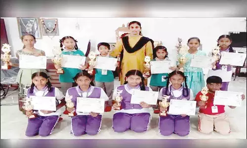 ப்ளூபேர்டு பள்ளி மாணவர்கள் சாதனை