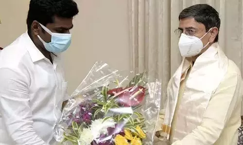 தமிழக ஆளுநர் ஆர்.என்.ரவி உடன் தமிழக பாஜக தலைவர் அண்ணாமலை சந்திப்பு