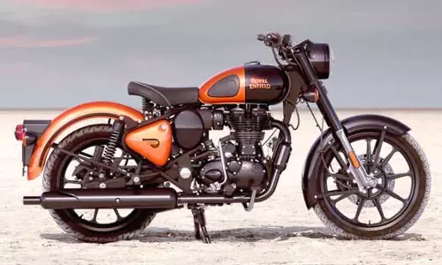 கிளாசிக் 350 பாபர் மாடலை உருவாக்கும் ராயல் என்பீல்டு