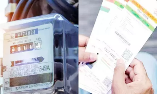 மின் இணைப்புடன், ஆதார் எண் இணைக்கும் முகாம்