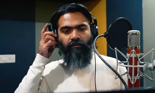 மீண்டும் தெலுங்கு பாடல் பாடிய சிம்பு.. வைரலாகும் வீடியோ..