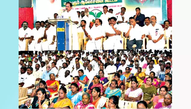 தி.மு.க. அரசுக்கு பாடம் புகட்ட மதுரை மக்கள் திரள வேண்டும்