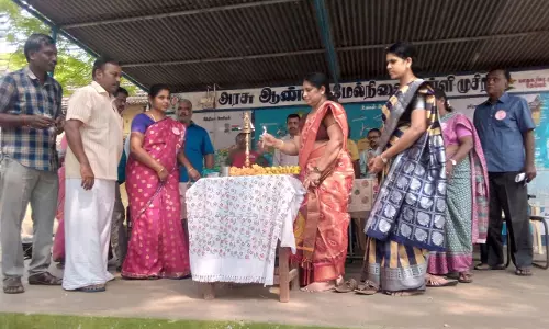 அரசு பள்ளியில் வானவில் மன்றம் தொடக்கம்