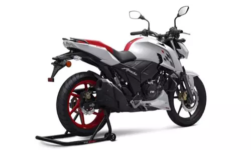 2023 டிவிஎஸ் அபாச்சி RTR 160 4V ஸ்பெஷல் எடிஷன் இந்தியாவில் அறிமுகம்