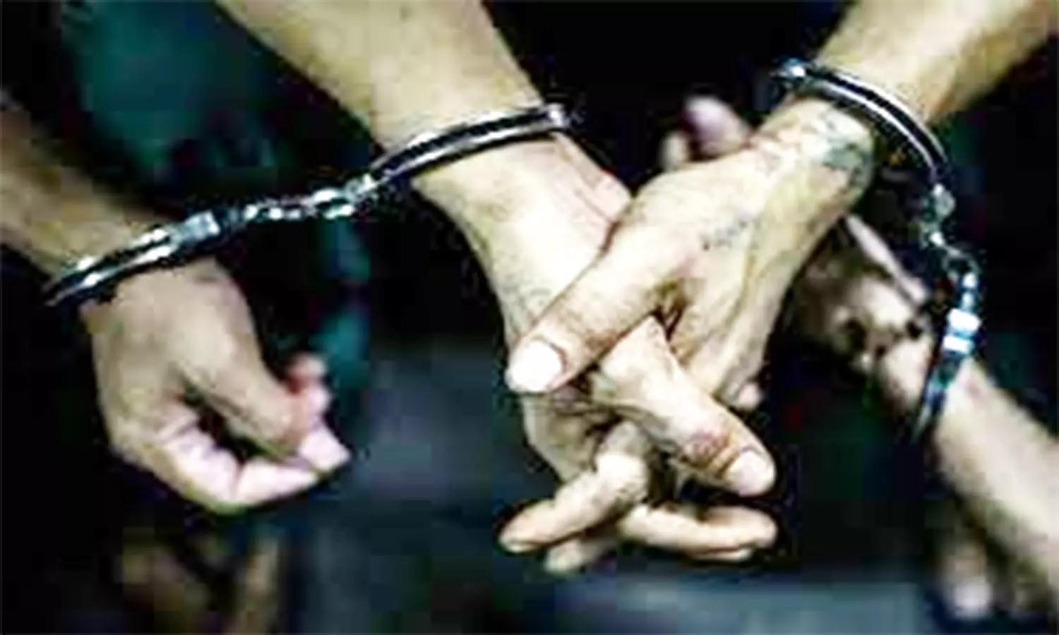 குண்டர் சட்டத்தில் 2 பேர் கைது