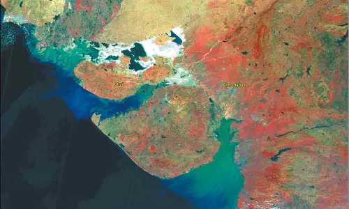 பூமி கண்காணிப்பு செயற்கைகோள் அனுப்பிய முதல் புகைப்படம்: இஸ்ரோ விஞ்ஞானிகள் பெருமிதம்