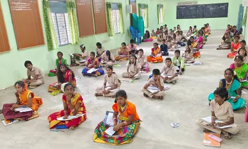 மாணவ, மாணவிகளுக்கு கலை நிகழ்ச்சி ேபாட்டிகள்