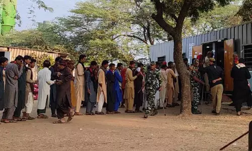 அமைதியாக நடந்து முடிந்த குஜராத் முதற்கட்ட தேர்தல்:  59.24 சதவீத வாக்குப்பதிவு