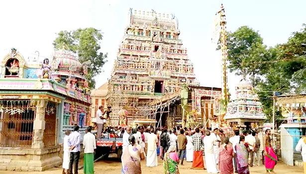 திருநாகேஸ்வரம் கோவிலில் கார்த்திகை கடைஞாயிறு பெருவிழா கொடியேற்றம்