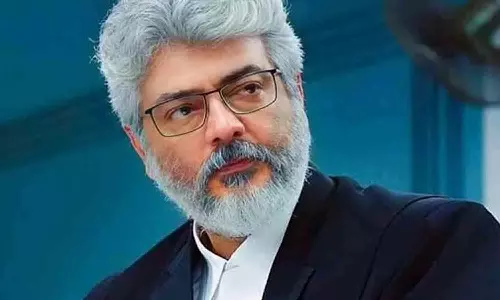 விமான நிலையத்தில் புதிய தோற்றத்தில் வலம் வந்த அஜித்